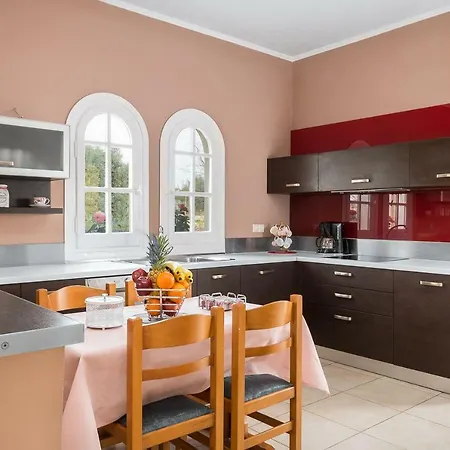 Family Holidays House Corfu Virós